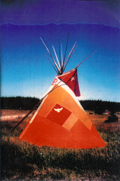 Tipi p&aring; kvindefredslejr '95.